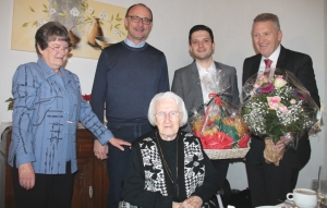 Friederika Schirra feiert Ihren 100. Geburtstag
