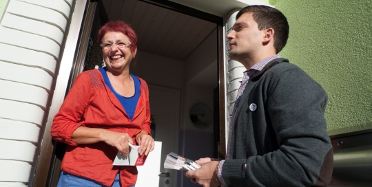 Seit dem 10. September 2013 macht der freie Bürgermeister Kandidat Sebastian Greiber seine Haustürbesuche in Friedrichweiler.