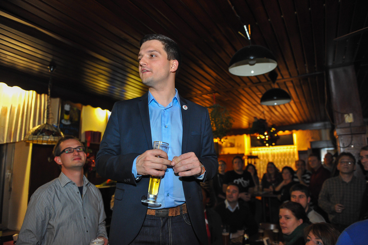 Wahlparty von Sebastian Greiber bei Carmen im Bürgerhof Wadgassen. (Foto: Tobias Wilhelm)